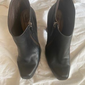 Coclico black booties